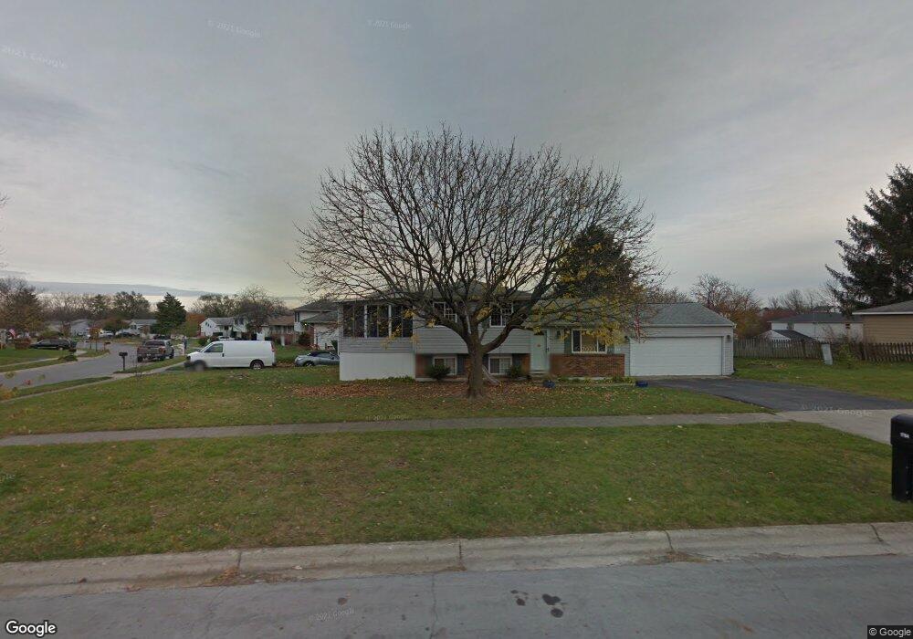 1784 River Bend Rd, Columbus, OH 43223 - photo 1