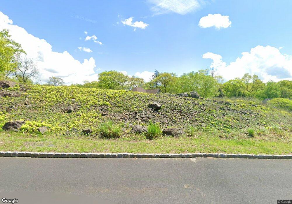 10 Oak Hollow Ln, Sparta, NJ 07871 - photo 1