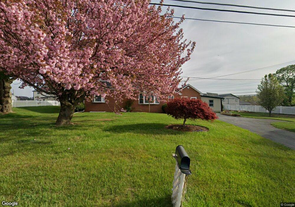 2325 Cambridge Rd, Honey Brook, PA 19344 - photo 1