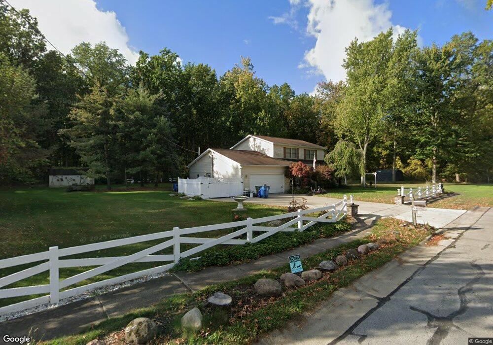 600 Cove Beach Ave, Sheffield Lake, OH 44054 - photo 1