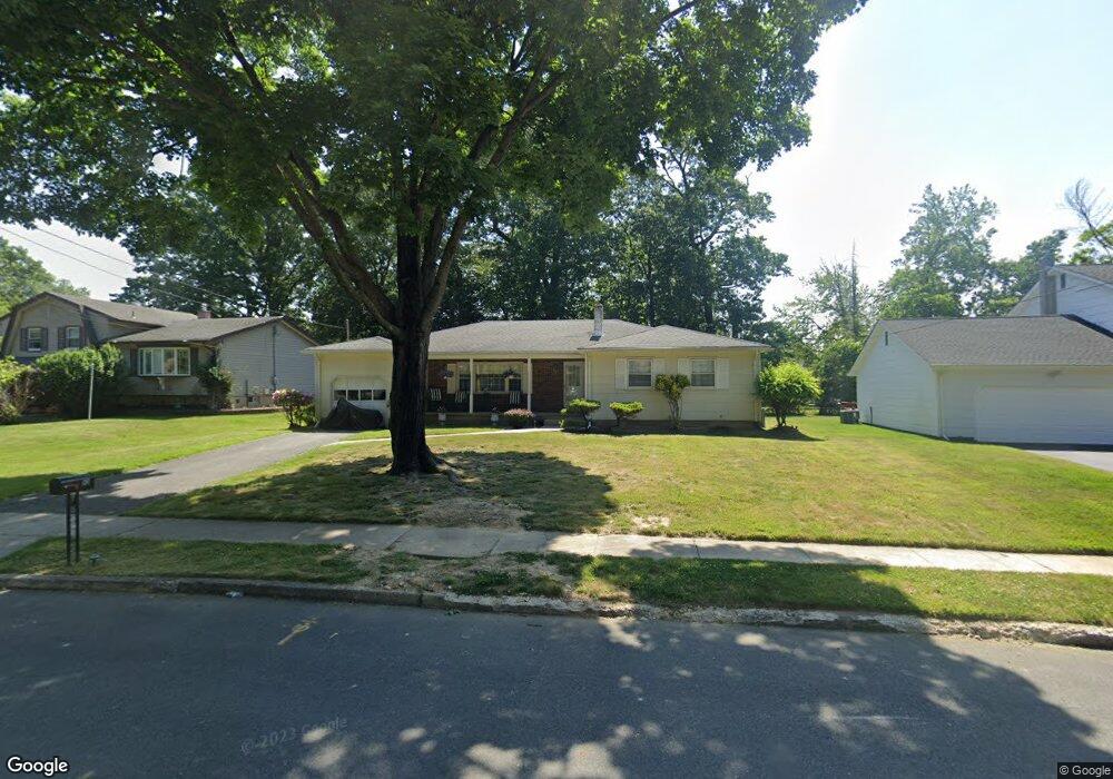 10 Tall Tree Ct, Ewing, NJ 08618 - photo 1