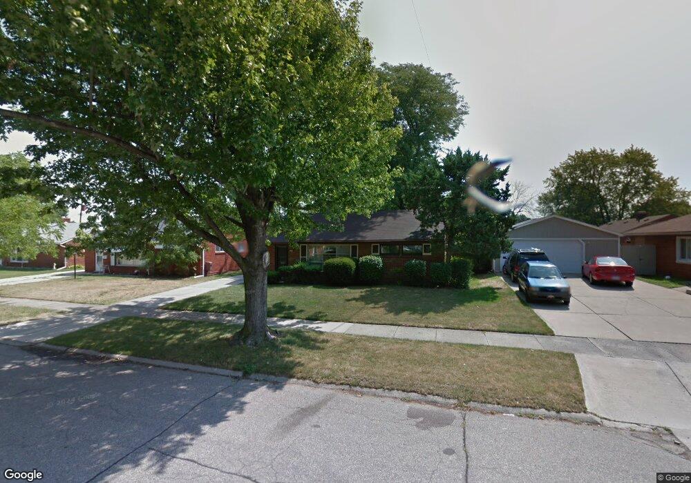 26206 Dale Ct, Roseville, MI 48066 - photo 1