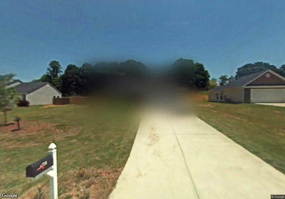 807 Custom Ln, Winder, GA 30680 - photo 1