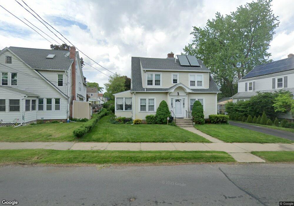 757 Allen St, Springfield, MA 01118 - photo 1