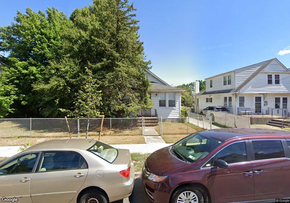 8327 260th St, Glen Oaks, NY 11004 - photo 1