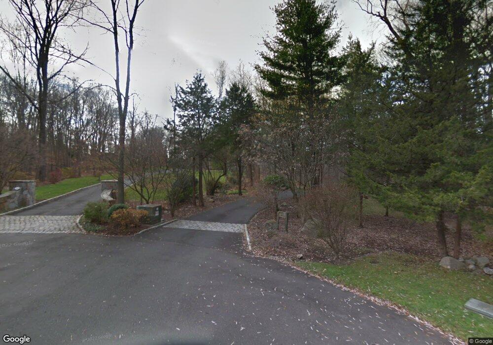 22 Saugatuck River Rd, Weston, CT 06883 - photo 1