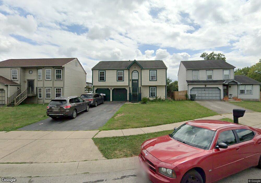 2267 Golden Leaf Ln, Columbus, OH 43223 - photo 1