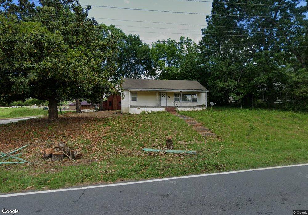 608 W South Broad St, Walhalla, SC 29691 - photo 1