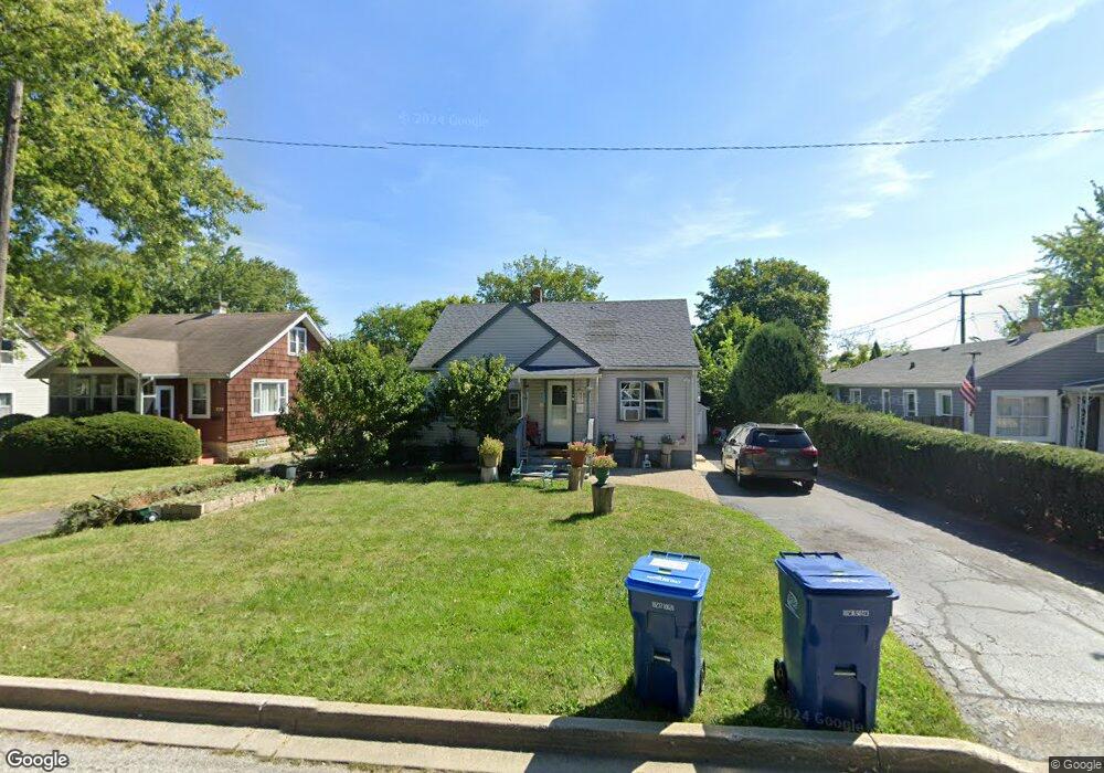 735 Flossmoor Ave, Waukegan, IL 60085 - photo 1