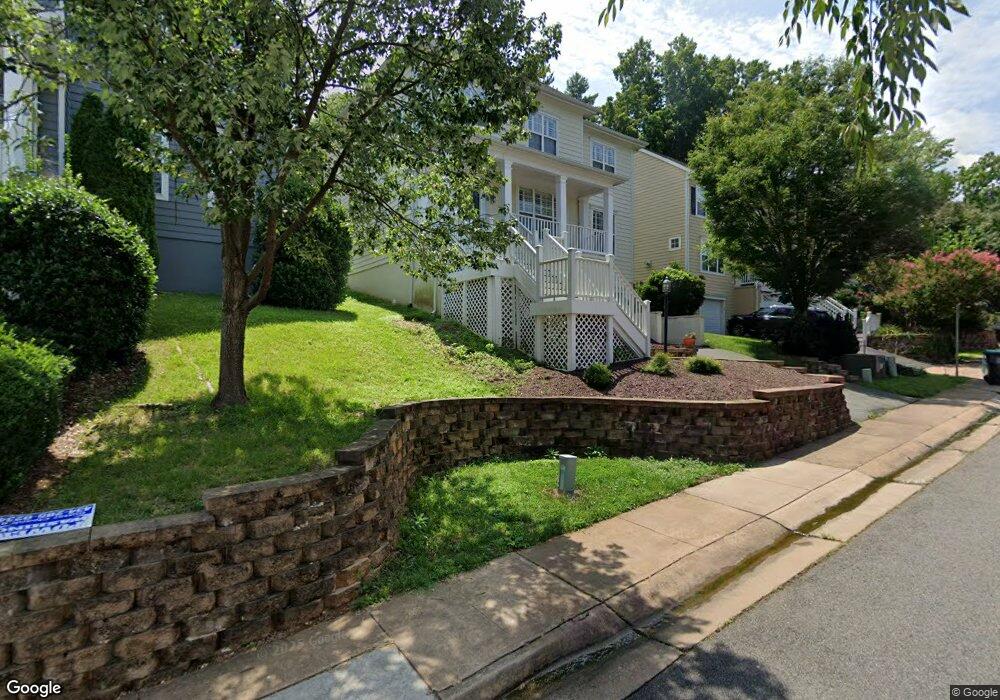 1110 Saint Charles Ct, Charlottesville, VA 22901 - photo 1