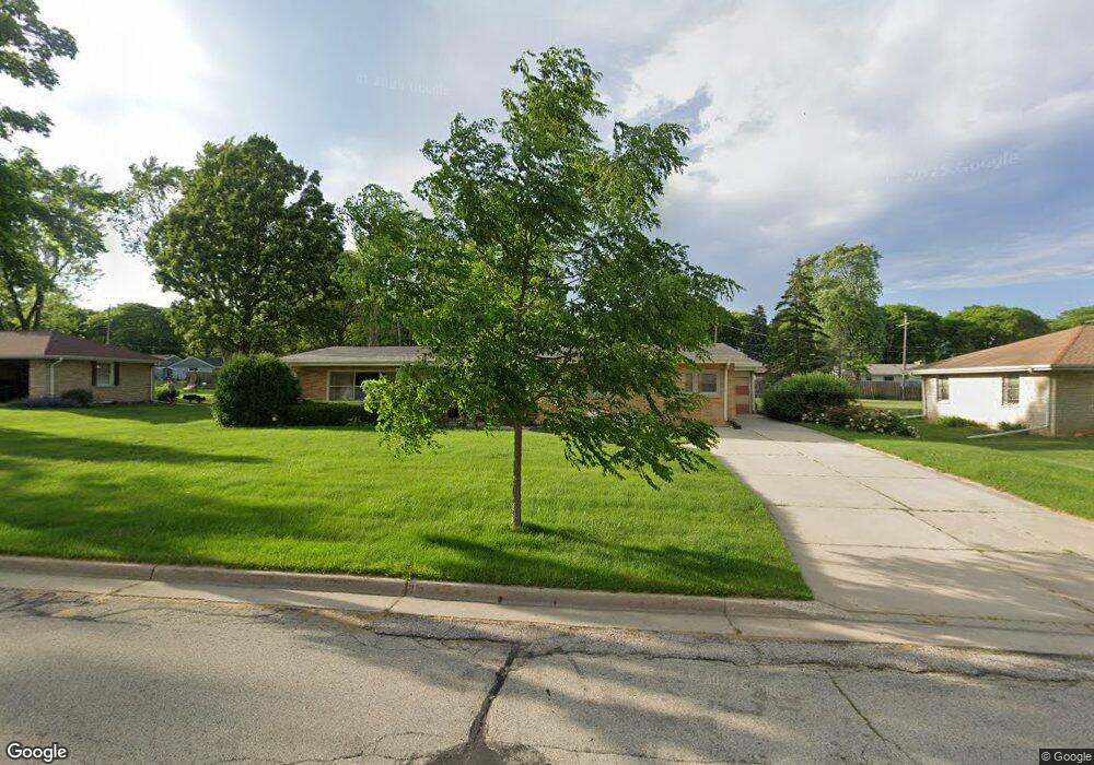 12906 W Fairmount Ave, Butler, WI 53007 - photo 1