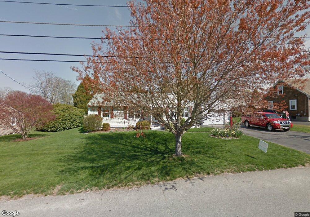 73 Beach Rd, Bristol, RI 02809 - photo 1