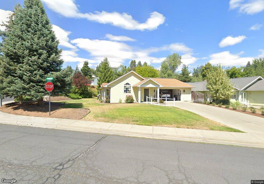 1135 SE Sandalwood Dr, Pullman, WA 99163 - photo 1