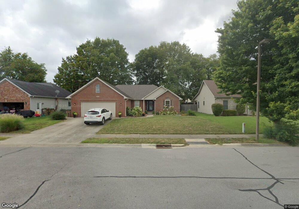 2262 Mcclennan Ct N, Columbus, IN 47203 - photo 1