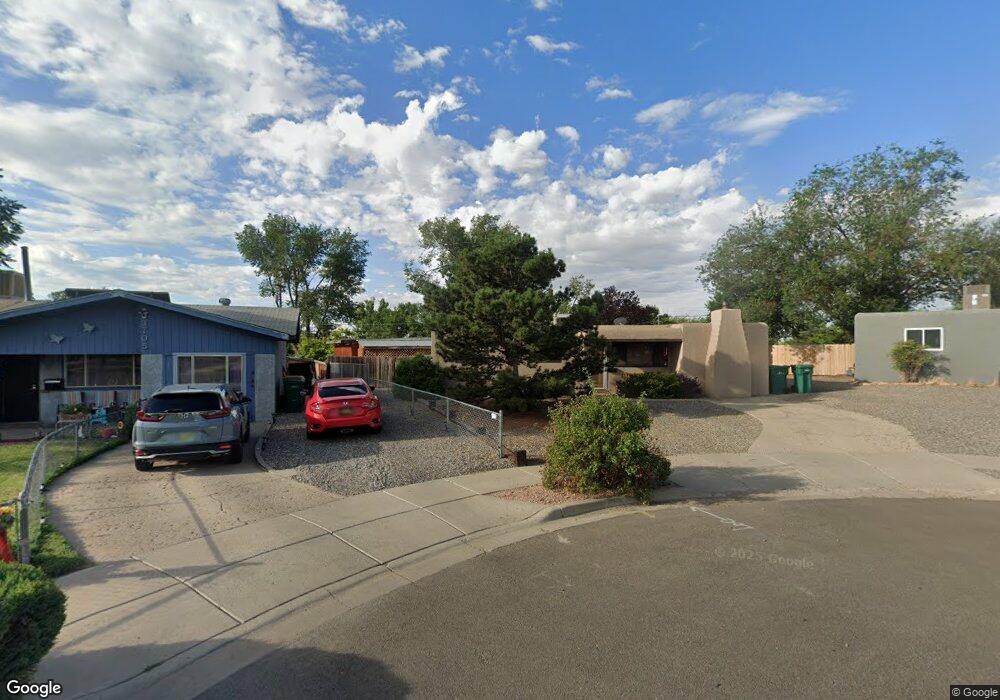 3707 Highland View Dr, Farmington, NM 87402 - photo 1