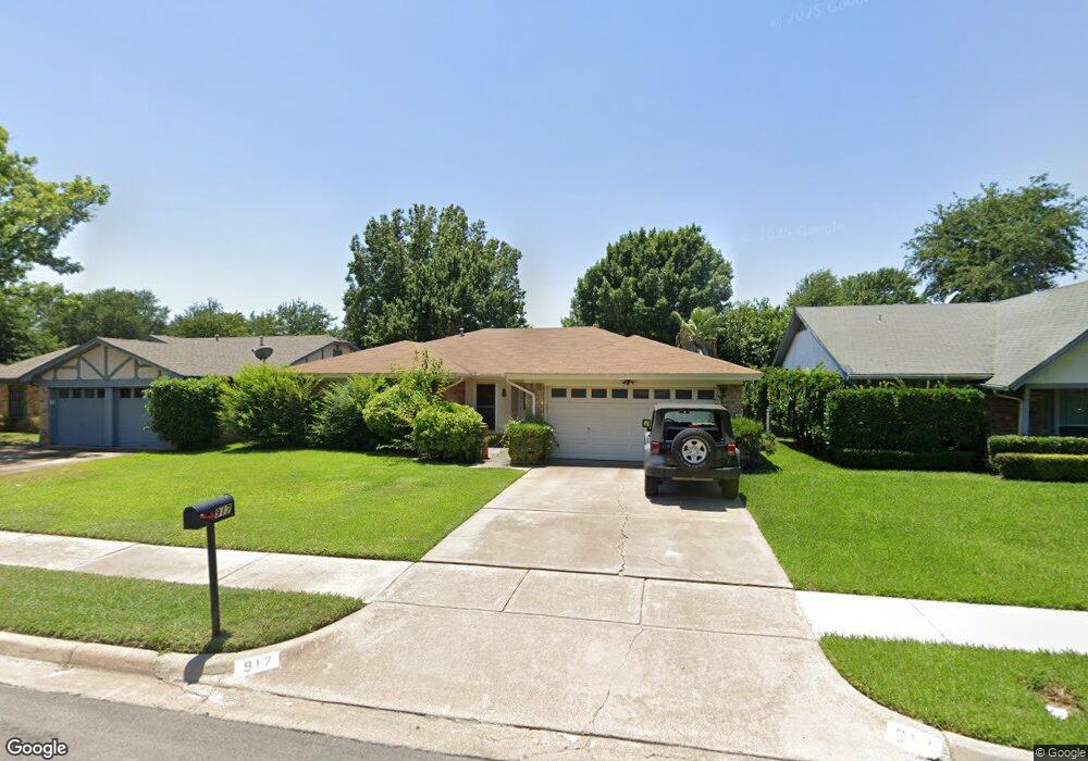 917 Monterrey St, Bedford, TX 76022 - photo 1