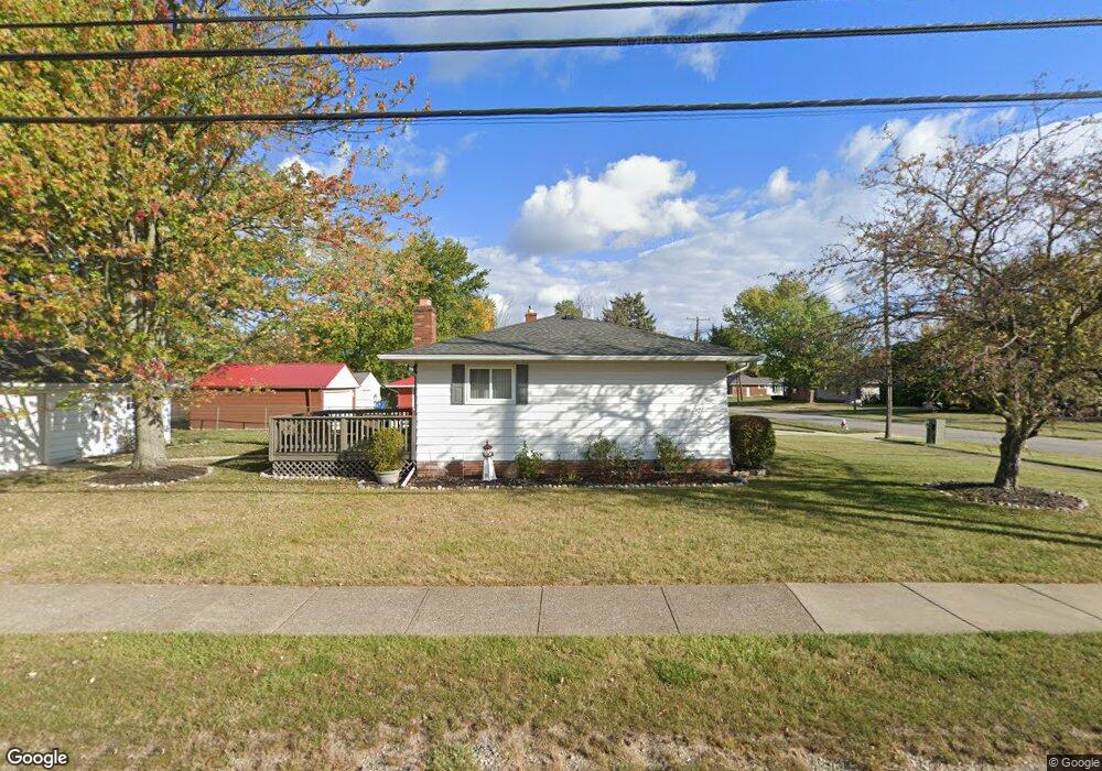 392 Gayle Dr, Sheffield Lake, OH 44054 - photo 1