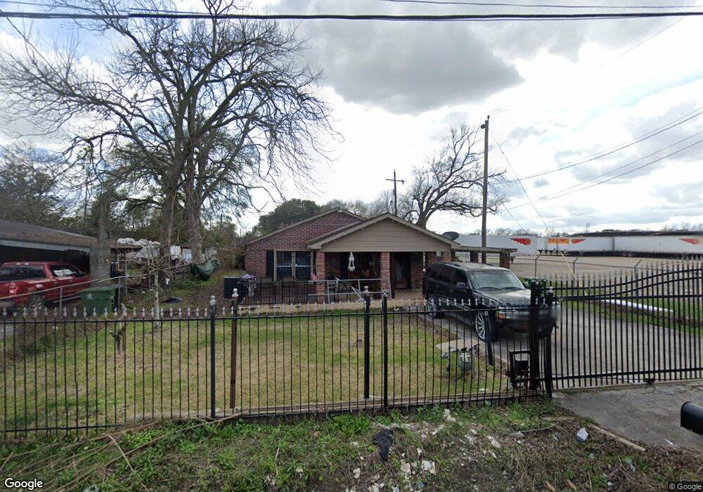 2412 Turner Dr, Houston, TX 77093 - photo 1