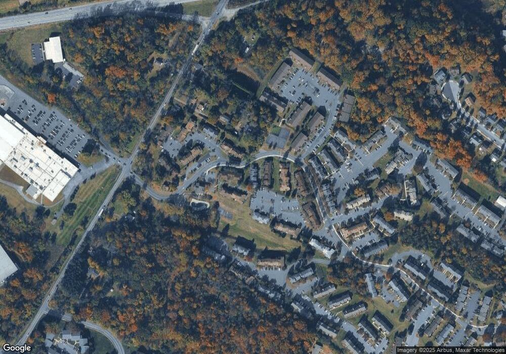 27-3 Wister Way, Reading, PA 19606 - photo 1