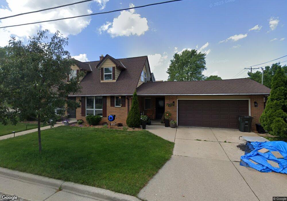 12690 W Courtland Ave, Butler, WI 53007 - photo 1