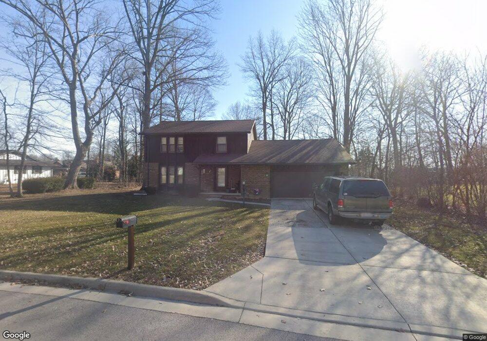 928 Christopher Cir, Ada, OH 45810 - photo 1