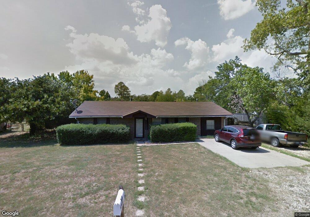 1005 Red Oak St, Azle, TX 76020 - photo 1