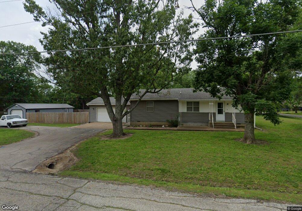 1201 S 15th St, Parsons, KS 67357 - photo 1