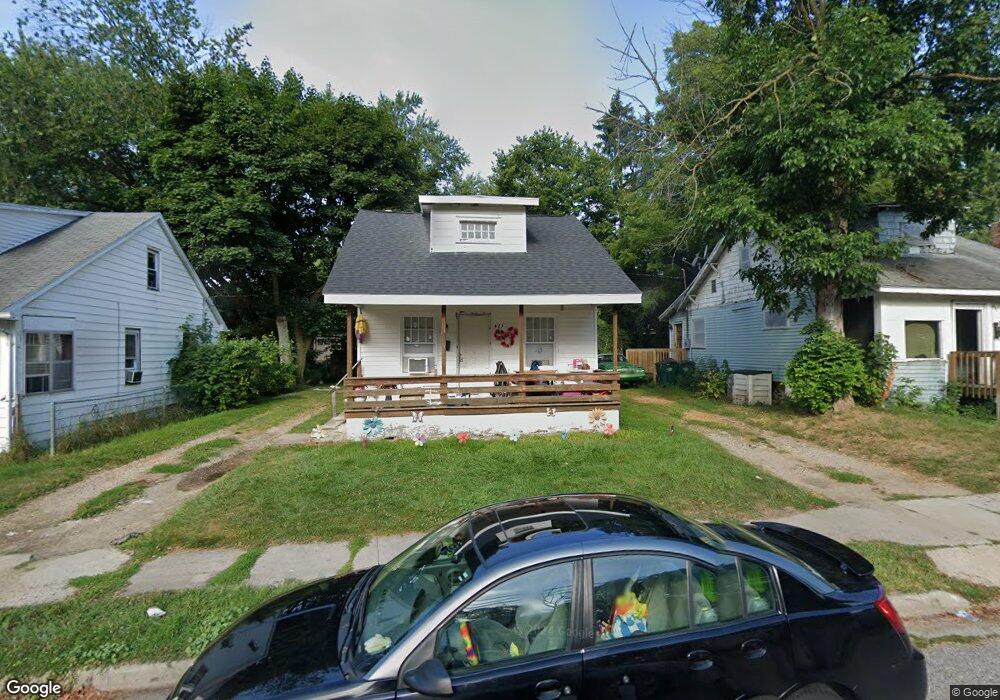 827 Cawood St, Lansing, MI 48915 - photo 1