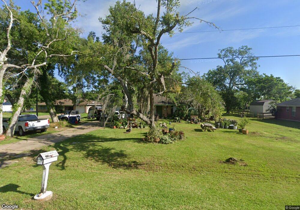 945 Mulberry Ln, Brazoria, TX 77422 - photo 1