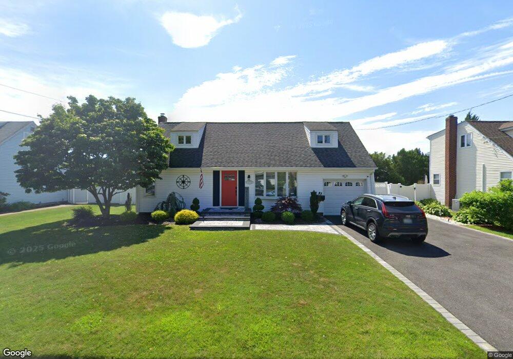 468 1st Ave, Bayport, NY 11705 - photo 1