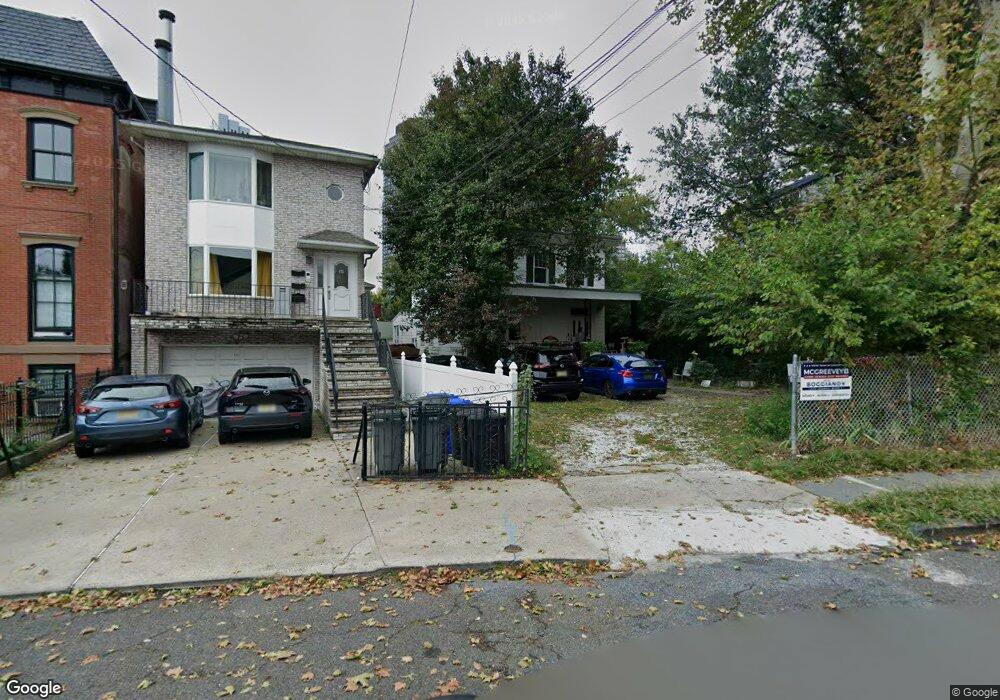 117 Chestnut Ave, Jersey City, NJ 07306 - photo 1