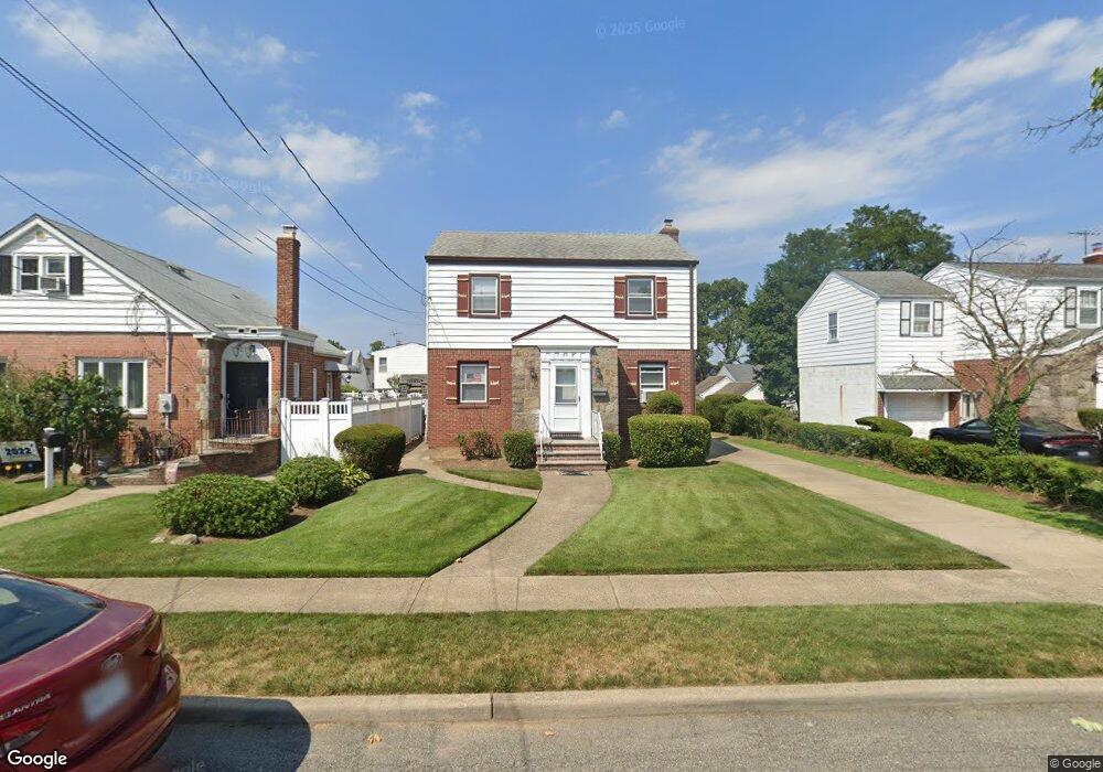 1008 Hancock Ave, Franklin Square, NY 11010 - photo 1