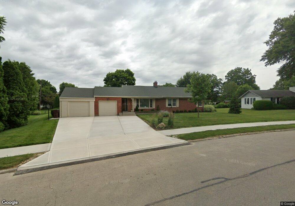 917 Sutton Dr, Xenia, OH 45385 - photo 1