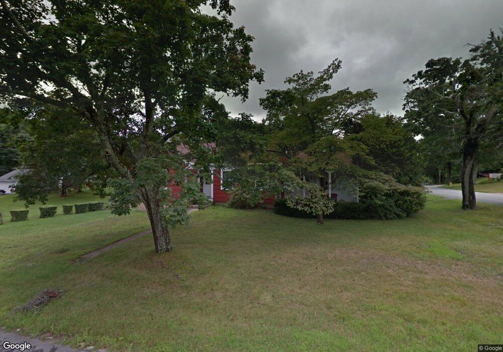 61 Fairview St, Willimantic, CT 06226 - photo 1