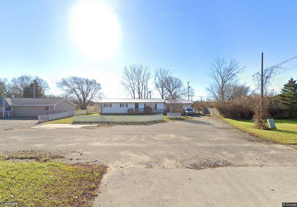 431 W Huron Rd, Au Gres, MI 48703 - photo 1
