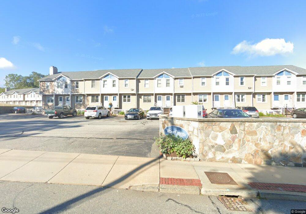 3399 Post Rd unit 3, Warwick, RI 02886 - photo 1