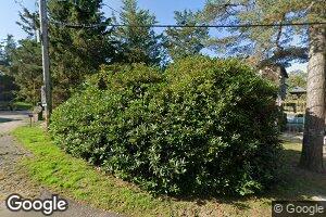 24 Thurston Point Rd, Gloucester, MA 01930