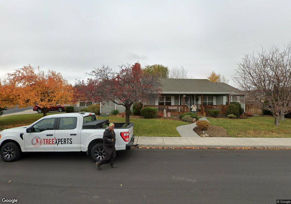 2203 SW Lava Ct, Redmond, OR 97756 - photo 1