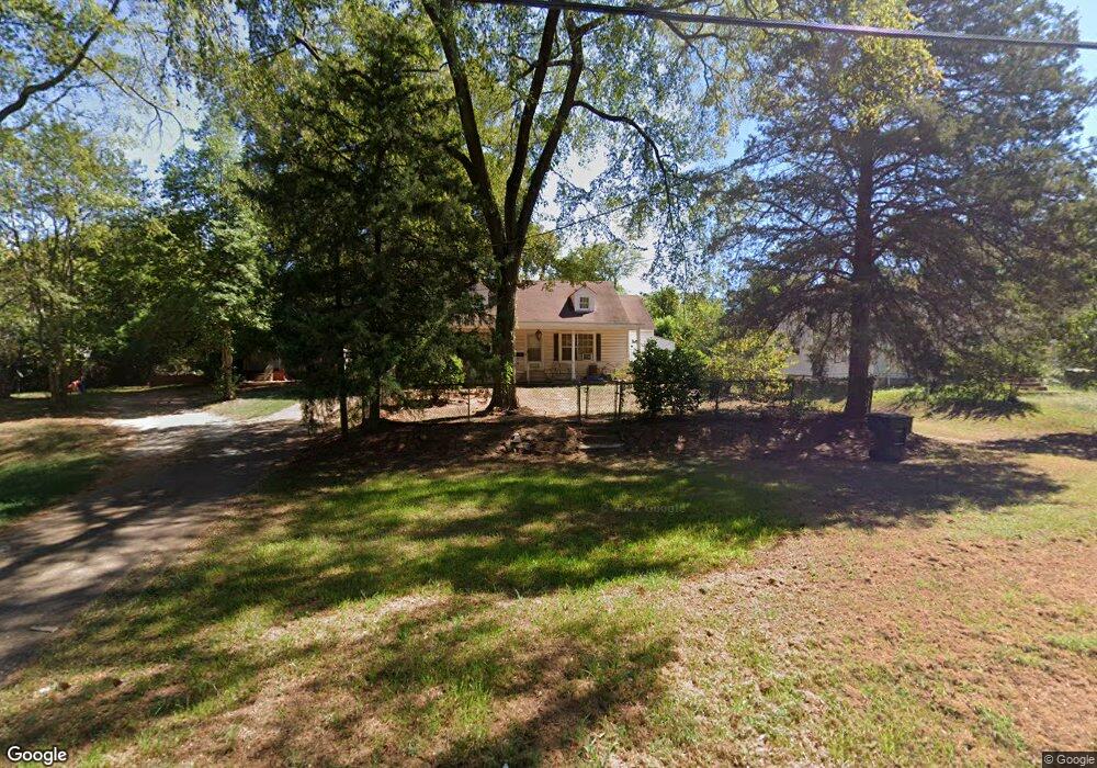 300 N Sanders St, Nacogdoches, TX 75964 - photo 1