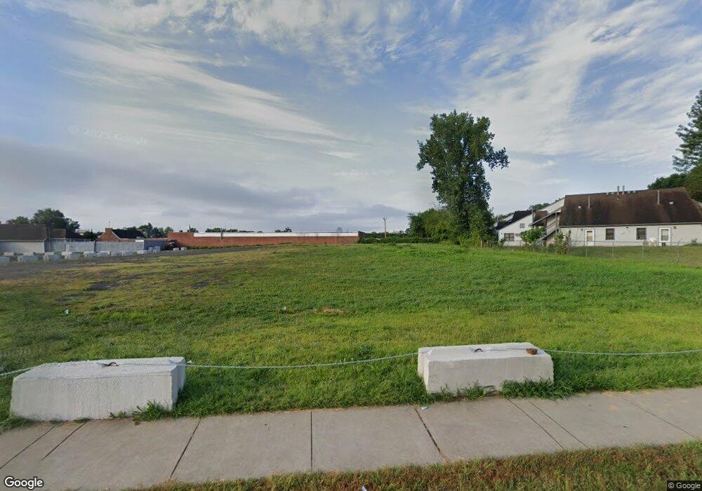 31 Tower Ave, Bloomfield, CT 06002 - photo 1