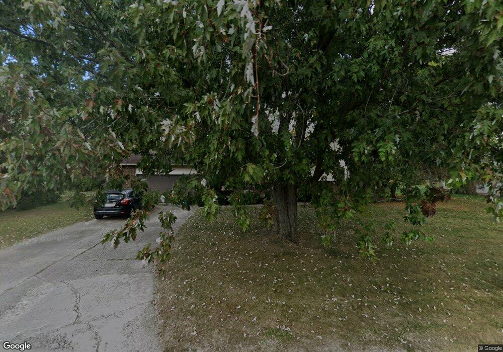 7098 S Fork Dr, Swartz Creek, MI 48473 - photo 1