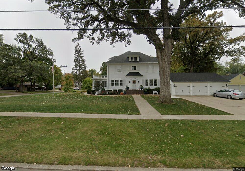 905 S 6th Ave W, Newton, IA 50208 - photo 1