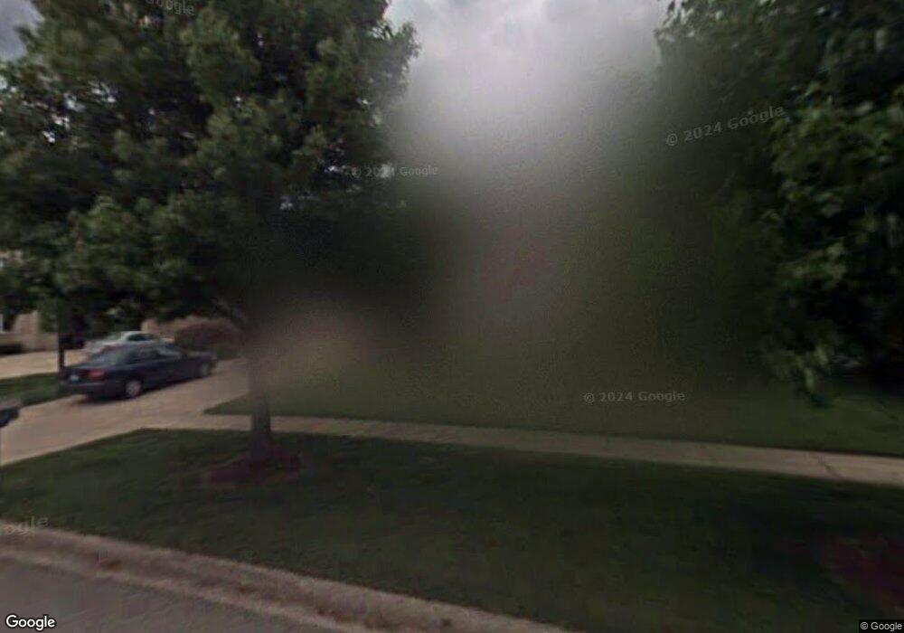 937 Spindletree Ave, Naperville, IL 60565 - photo 1