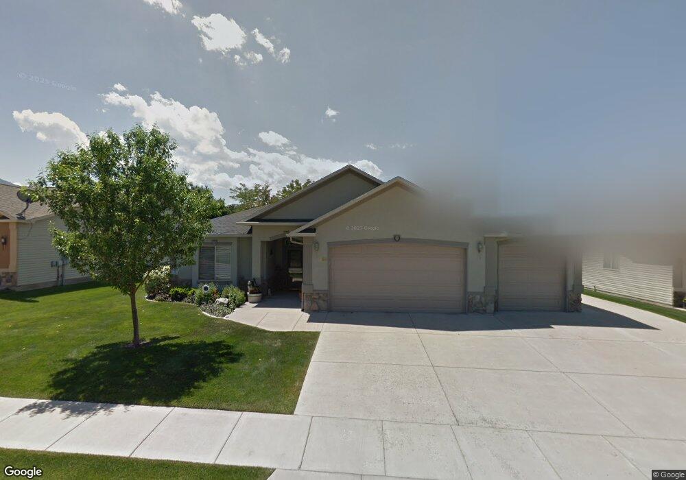 550 Chateau Way, Smithfield, UT 84335 - photo 1