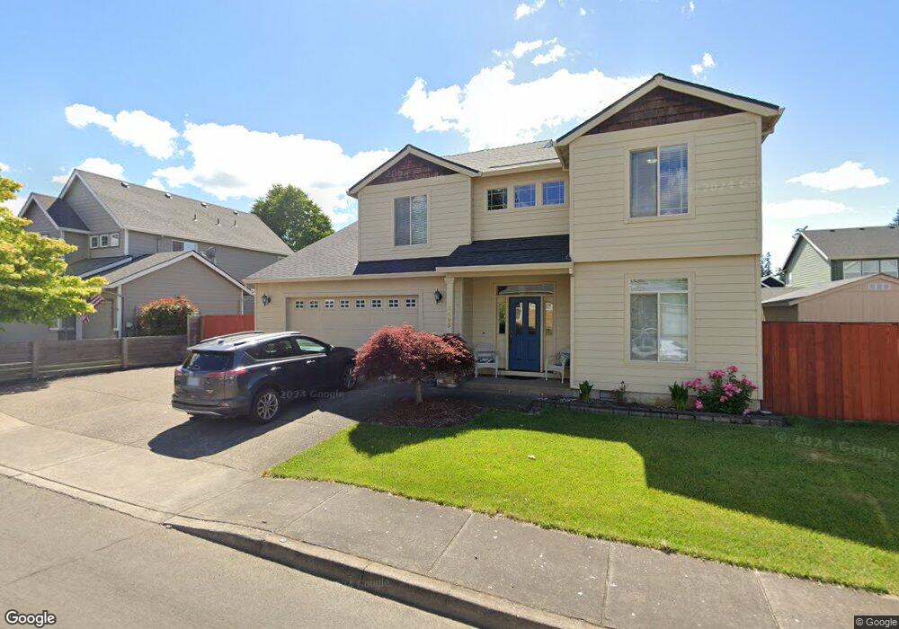 1403 N Hazelnut Ct, Canby, OR 97013 - photo 1