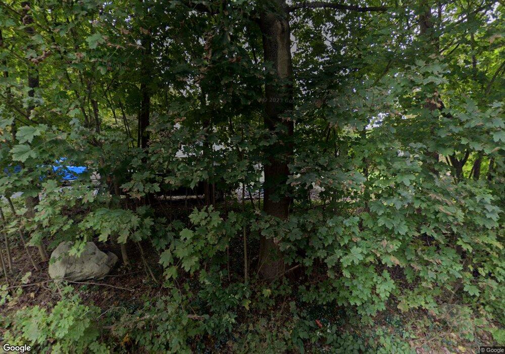 1433 Hiawatha Rd, Mohegan Lake, NY 10547 - photo 1