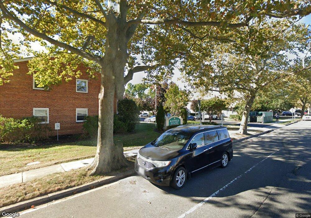 254 Green Acres Rd, Valley Stream, NY 11581 - photo 1