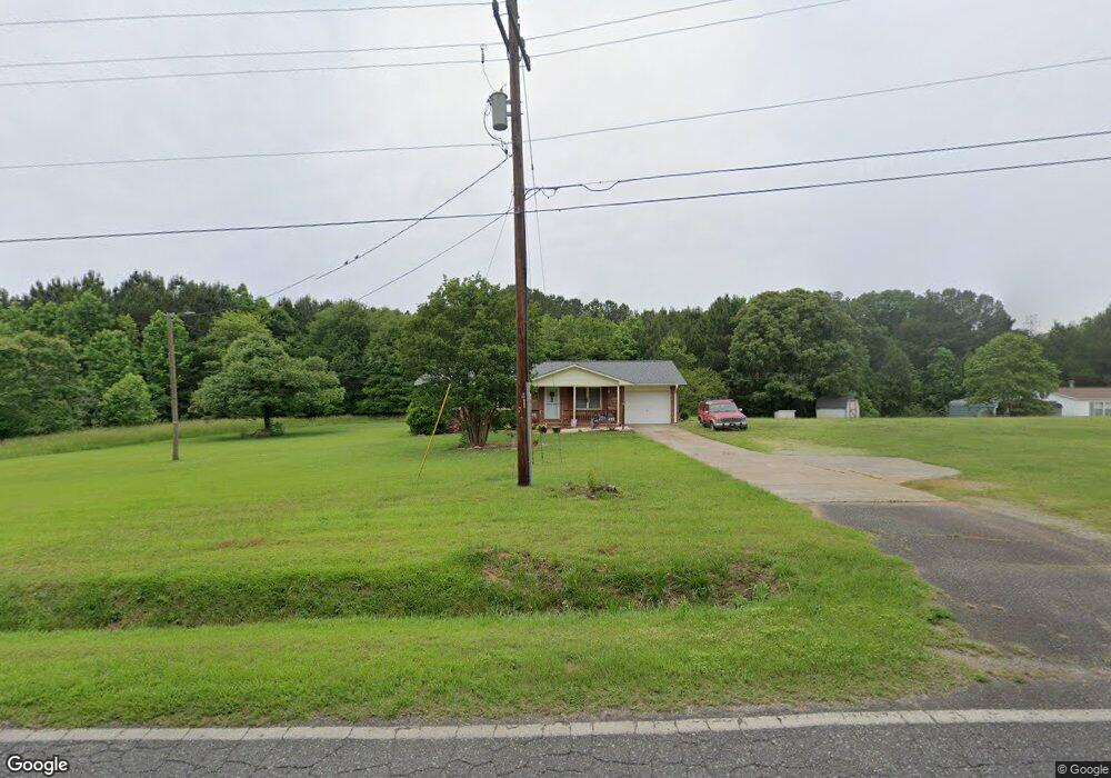 870 Hamrick St, Gaffney, SC 29340 - photo 1