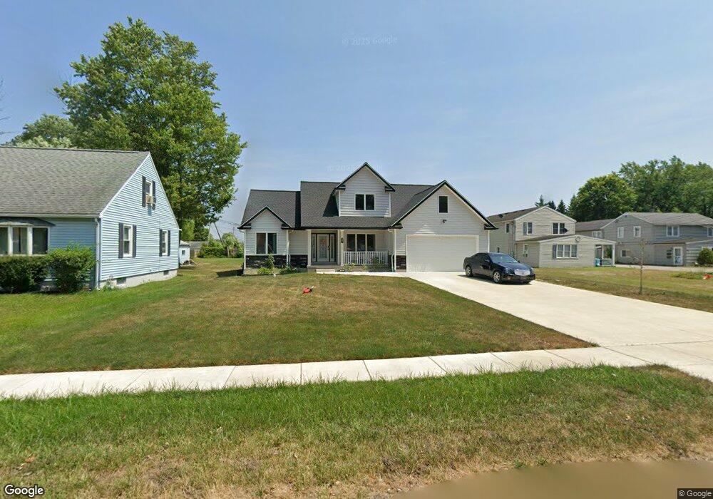 885 Nash Rd, North Tonawanda, NY 14120 - photo 1