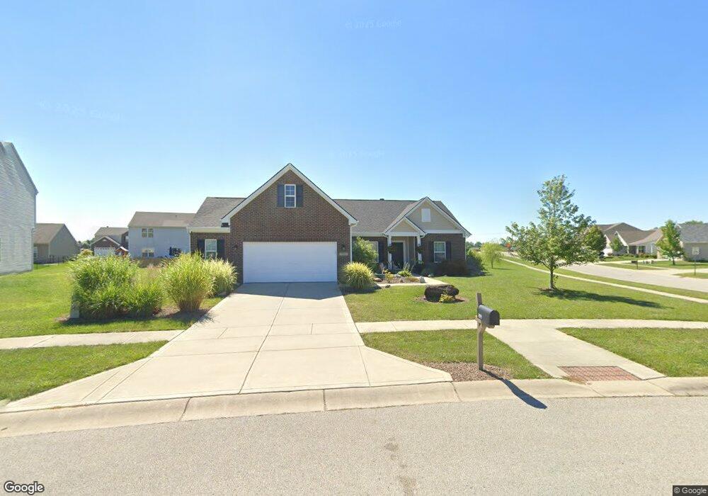 899 Grandiflora Dr, Greenwood, IN 46143 - photo 1